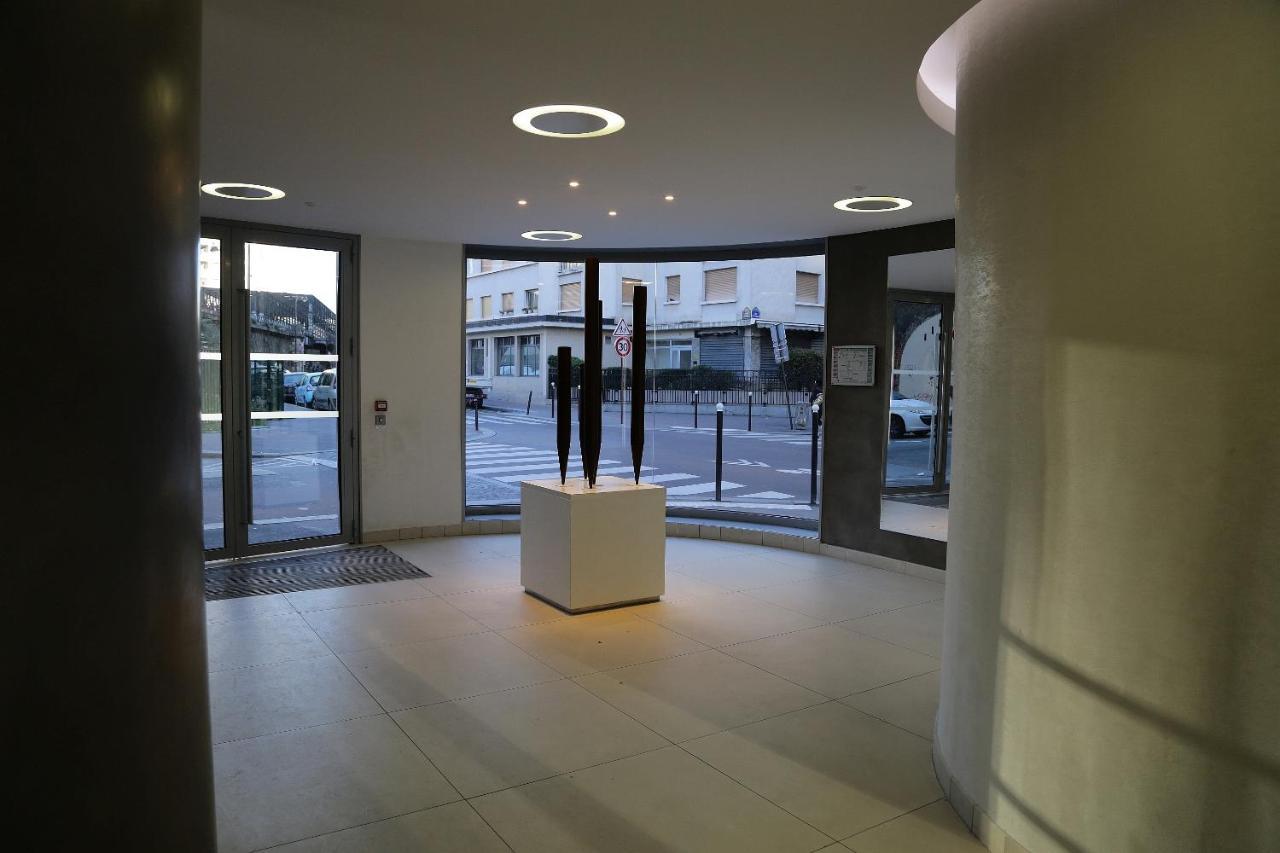 Apartment Duplex Grande Terrasse, Vue Sur Canal